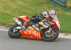 Lee - Cadwell Park - "Mansfield" - April 2004
